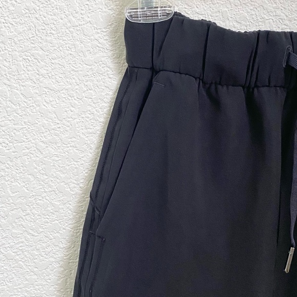LULULEMON Athletica Black On The Fly Skirt Size 4 - Picture 13 of 16